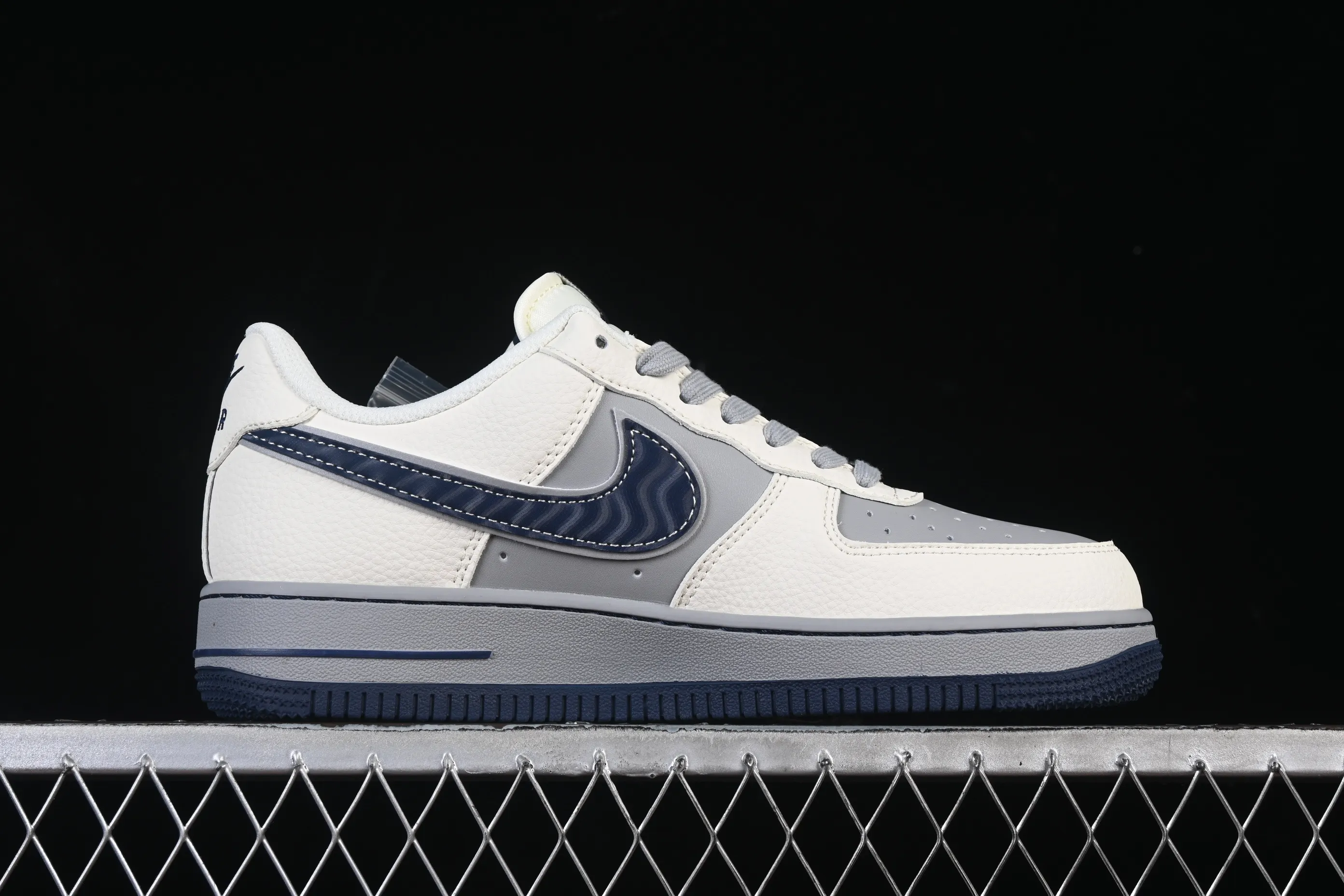 All categories Nk Air Force 1 Air Force series Nk Air Force 1 Low Air Force low top Nike Air Force 1'07 Low BaPe co-branded beige gray blue Air Force 1 low top casual sneakers SM6668-111